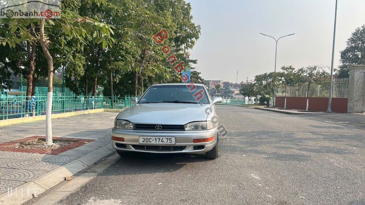 1995 Toyota Camry LE 2.2 AT