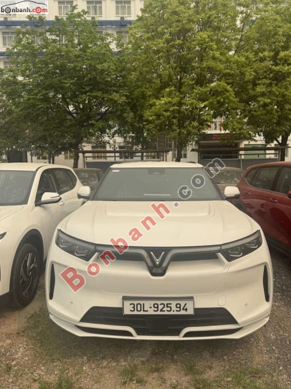 2025 VinFast VF9 Plus 7S