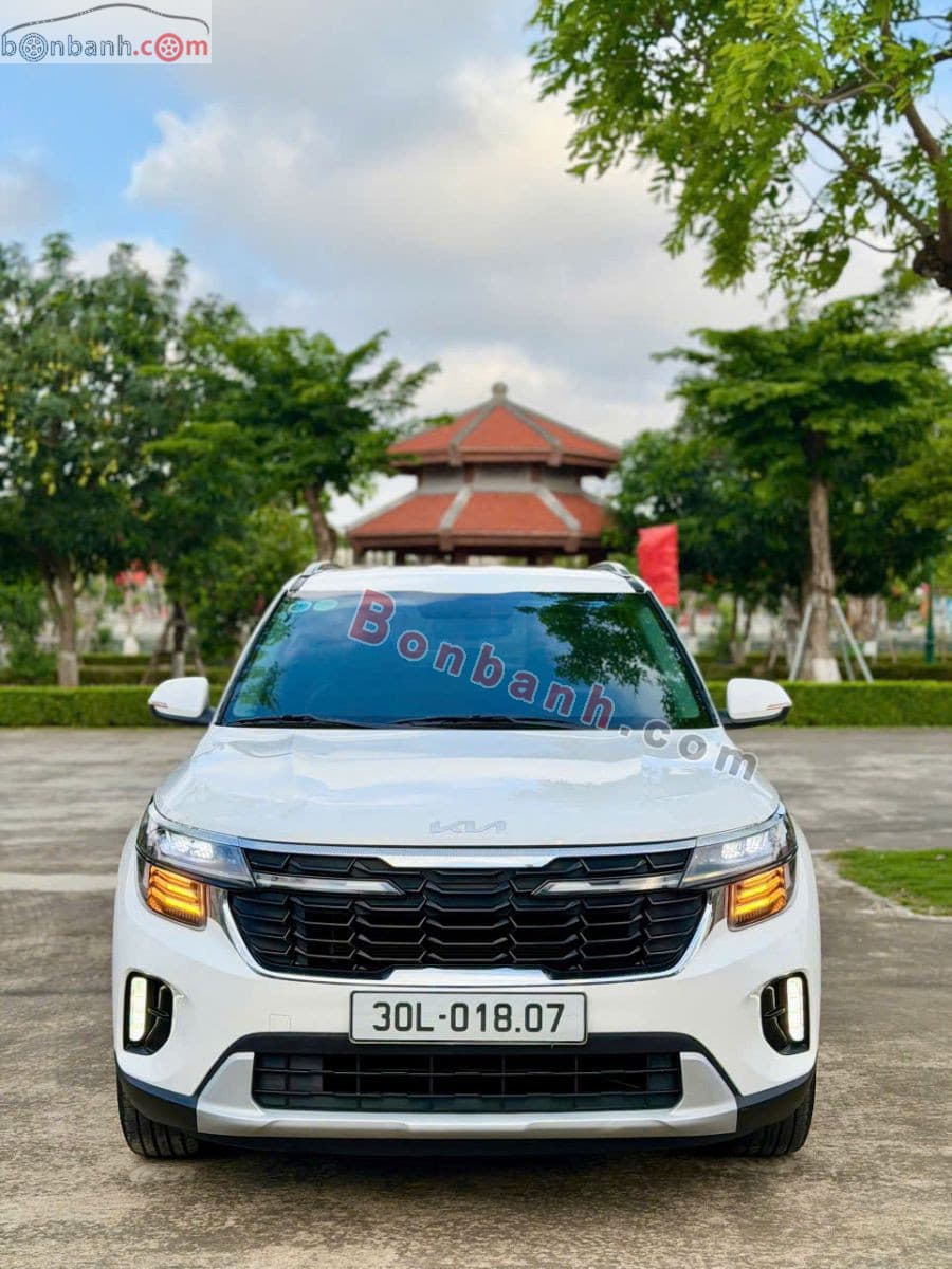 2024 Kia Seltos Luxury 1.5 AT - Image 1