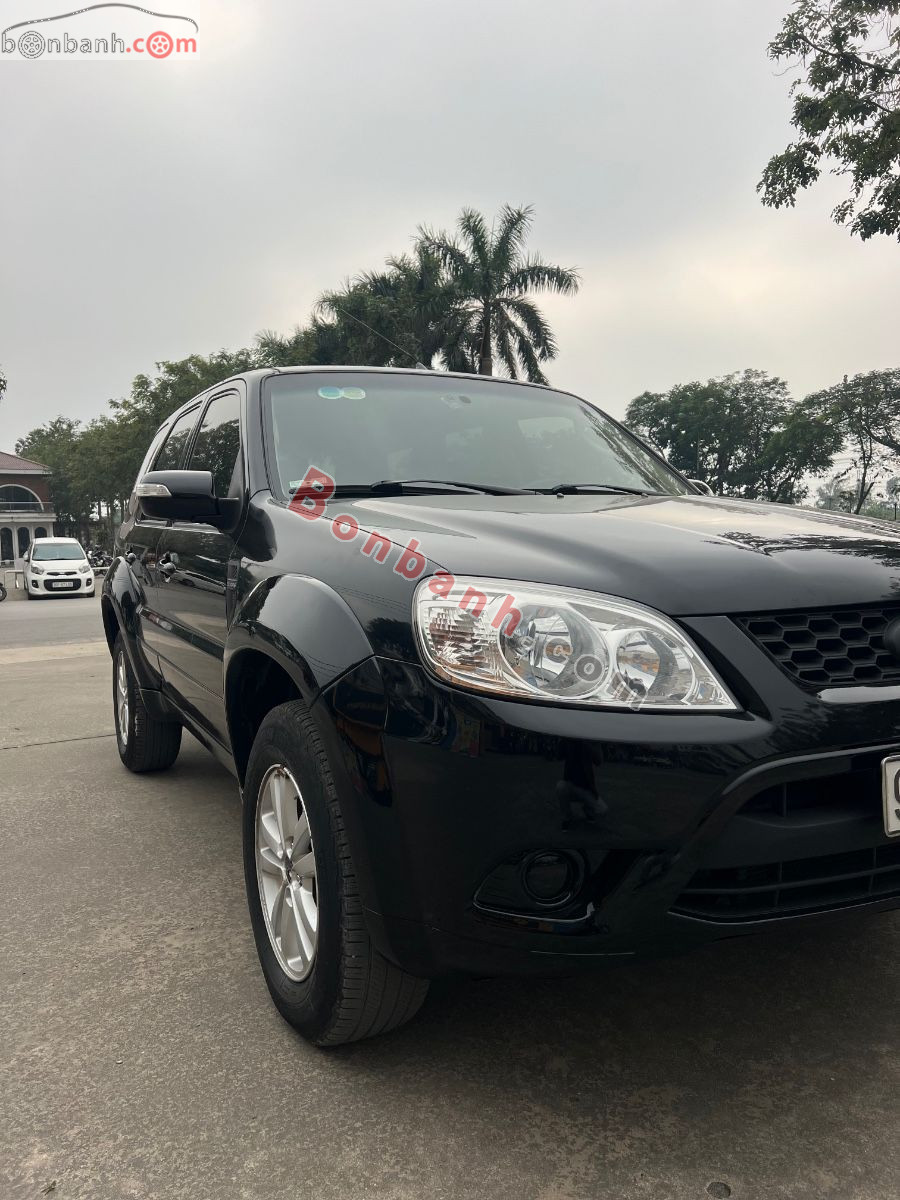 2011 Ford Escape XLS 2.3L 4x2 AT