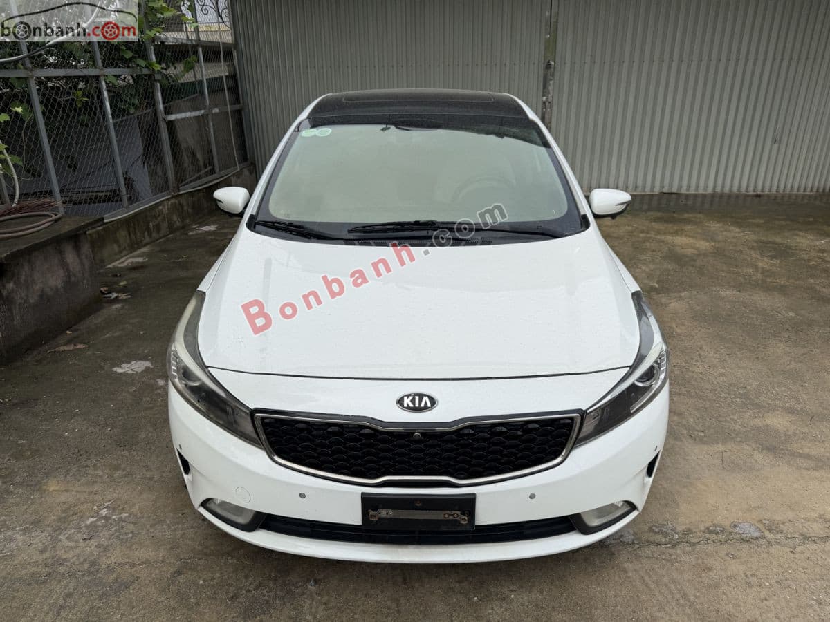 2017 Kia Cerato 1.6 AT - Image 1