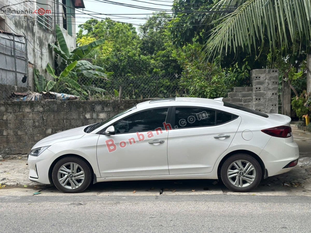 2020 Hyundai Elantra 1.6 AT