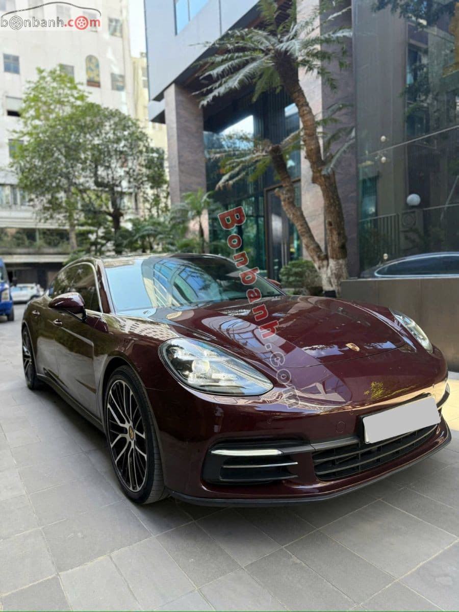 2018 Porsche Panamera 4 Executive