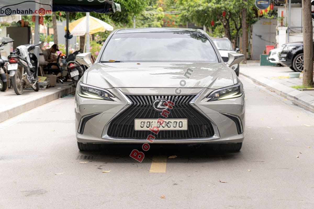 2018 Lexus ES 250