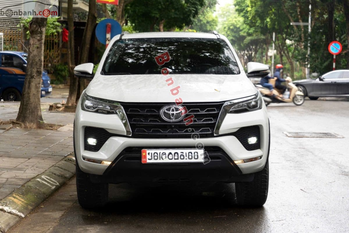 2022 Toyota Fortuner 2.4L 4x2 AT
