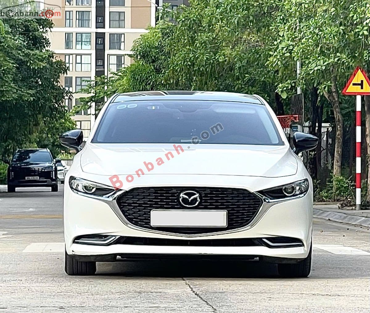 2024 Mazda 3 1.5L Luxury - Image 1