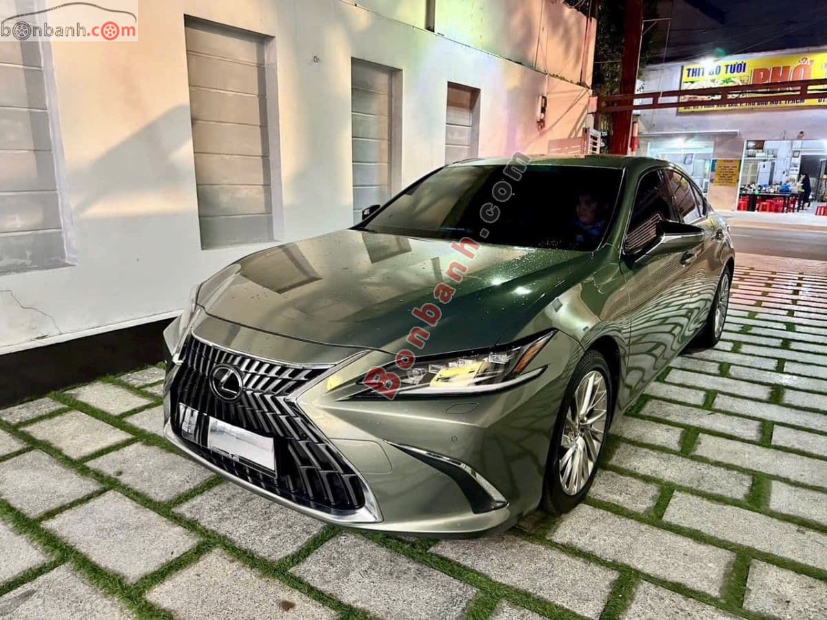 2023 Lexus ES 250