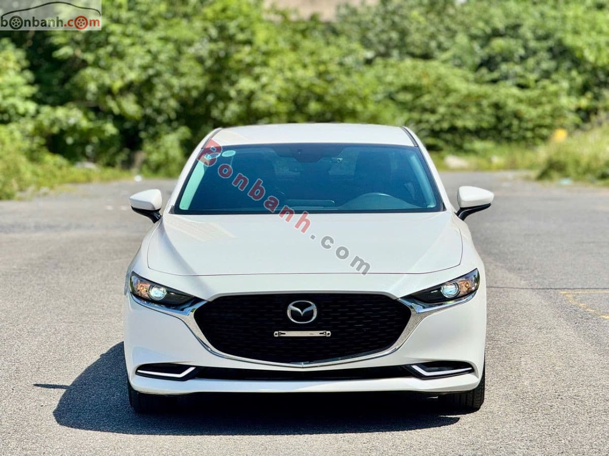 2022 Mazda 3 1.5L Luxury - Image 1