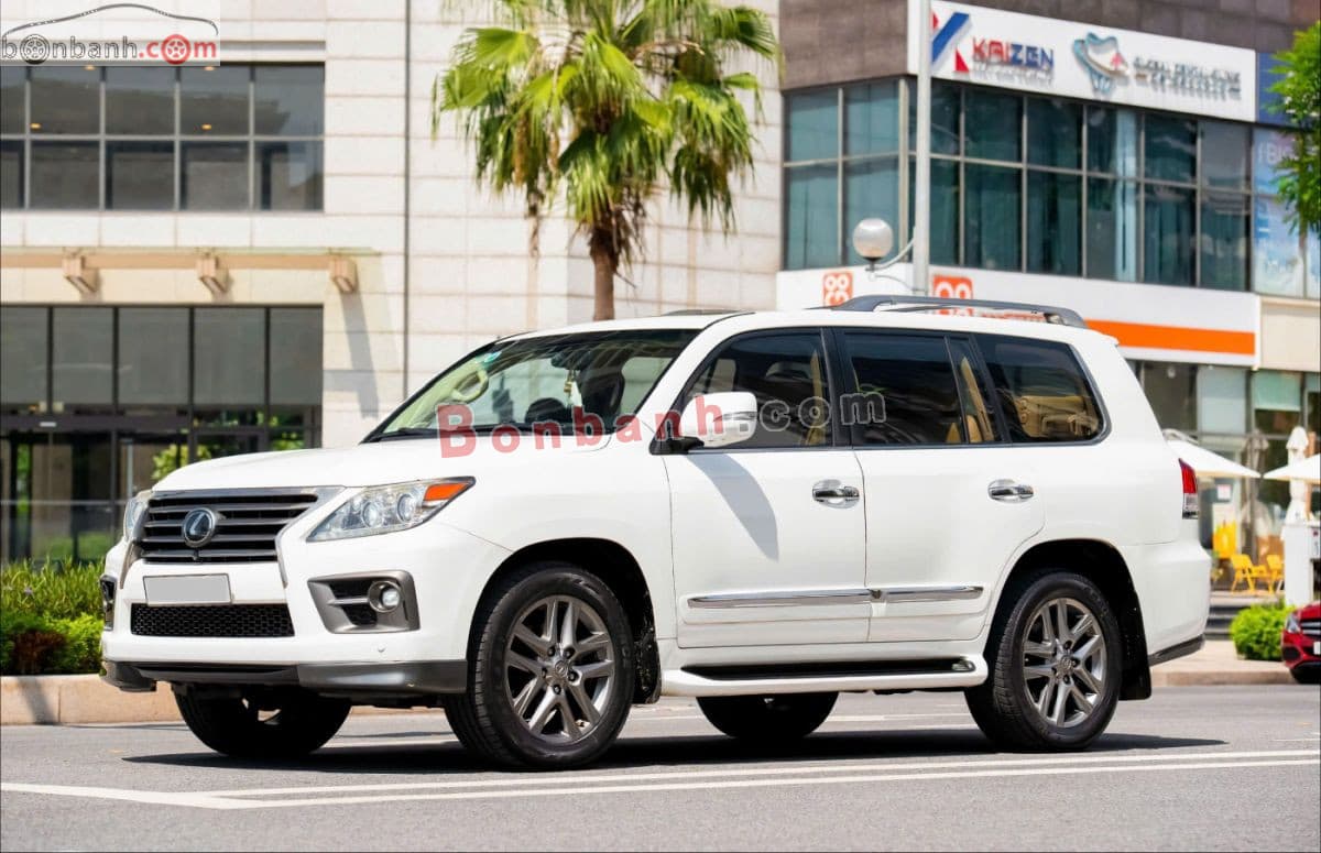 2013 Lexus LX 570