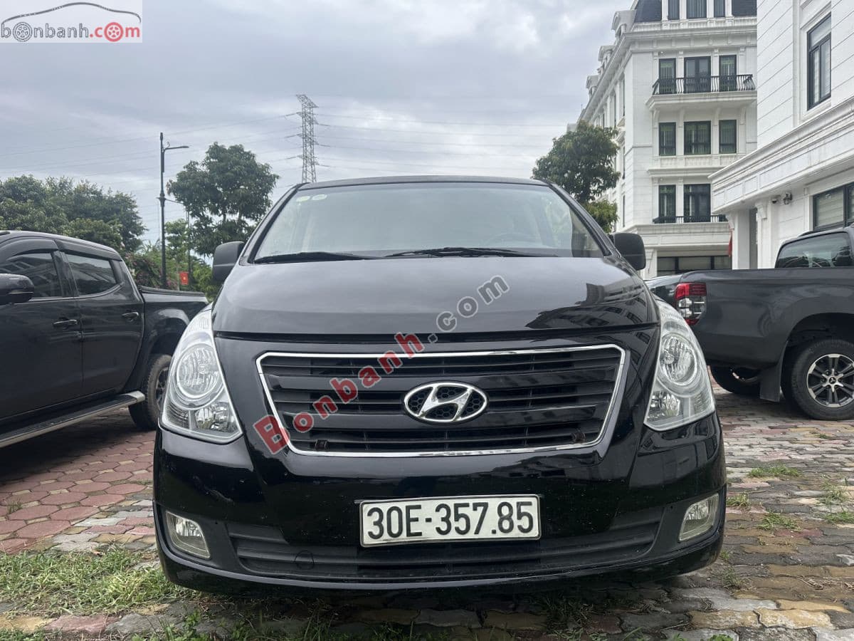 2016 Hyundai Grand Starex 2.5 MT