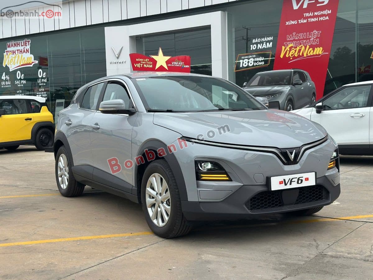 2026 VinFast VF6 Eco