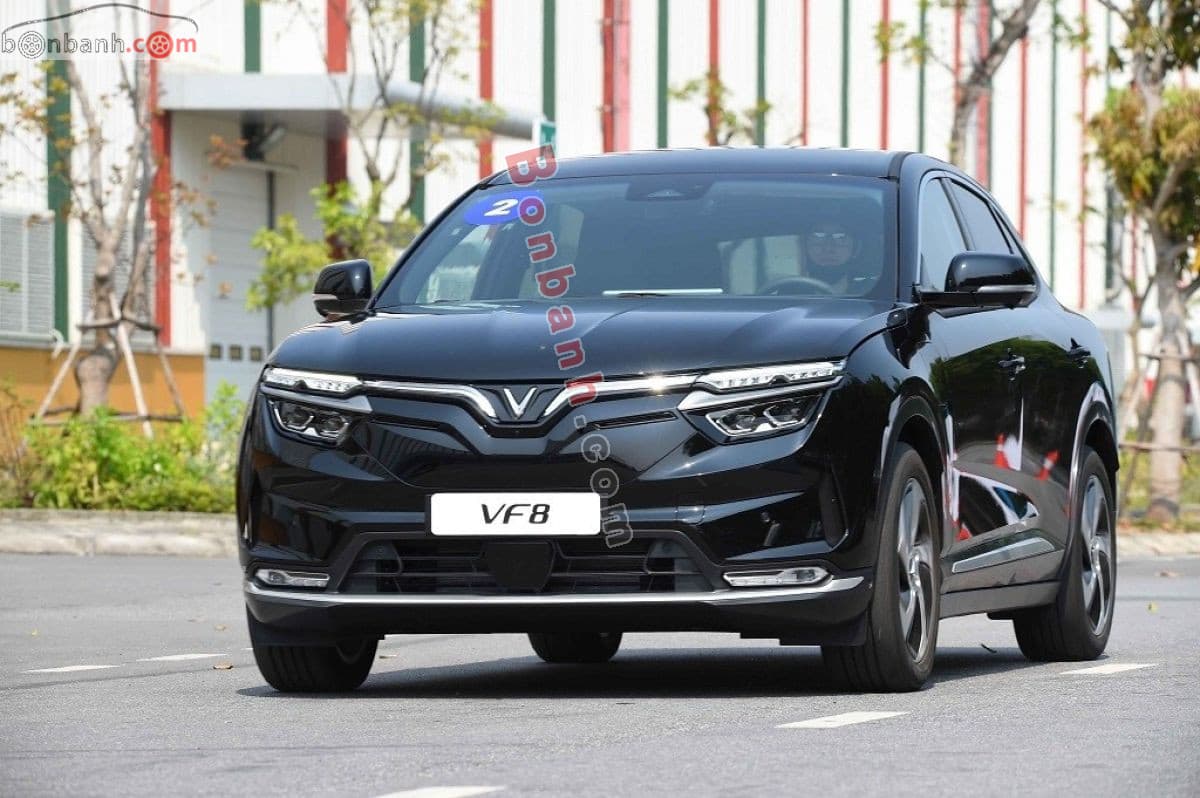 2026 VinFast VF8 Eco - Image 1