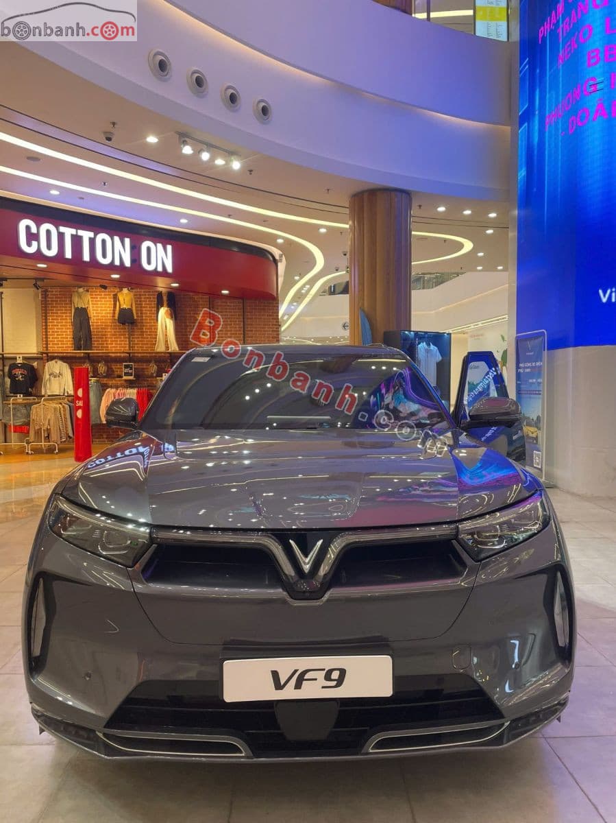 2026 VinFast VF9 Plus 7S