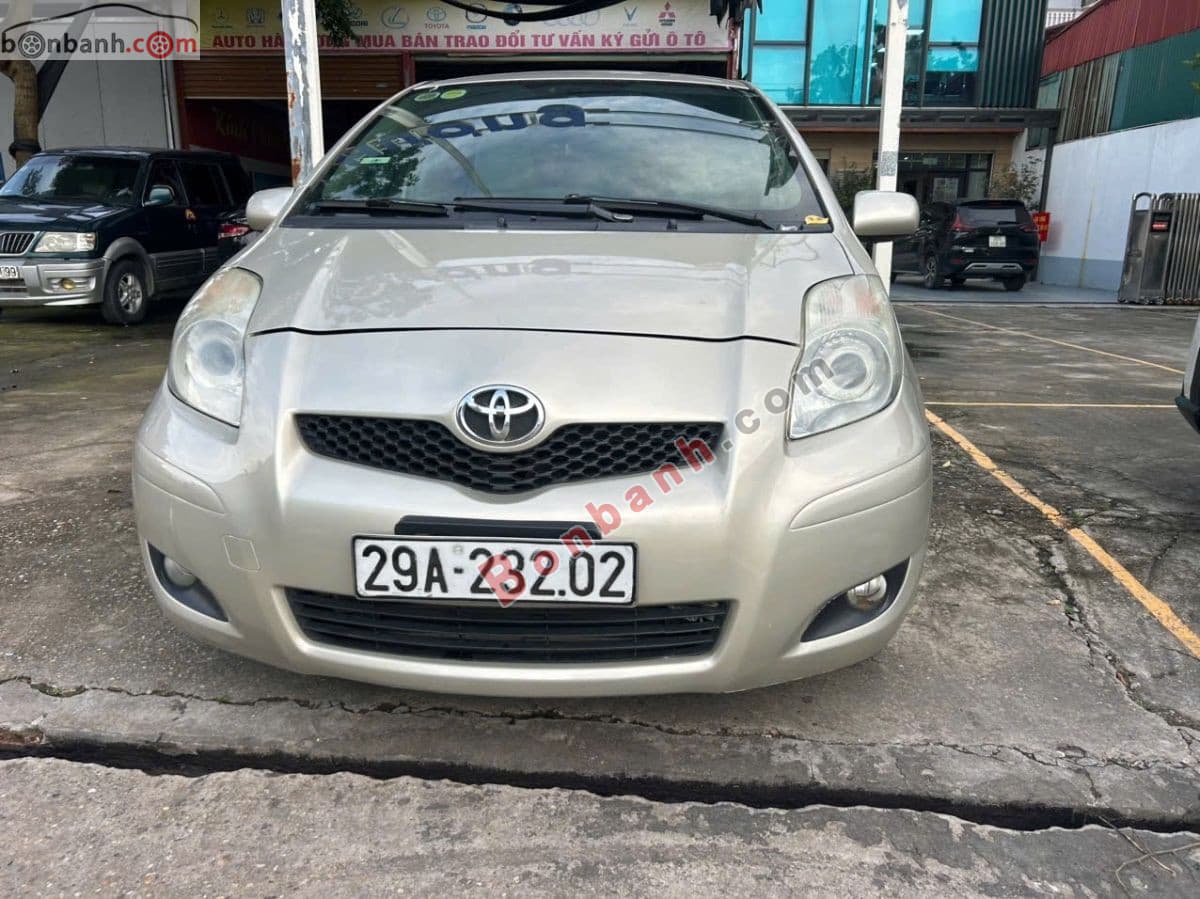 2011 Toyota Yaris 1.3 AT