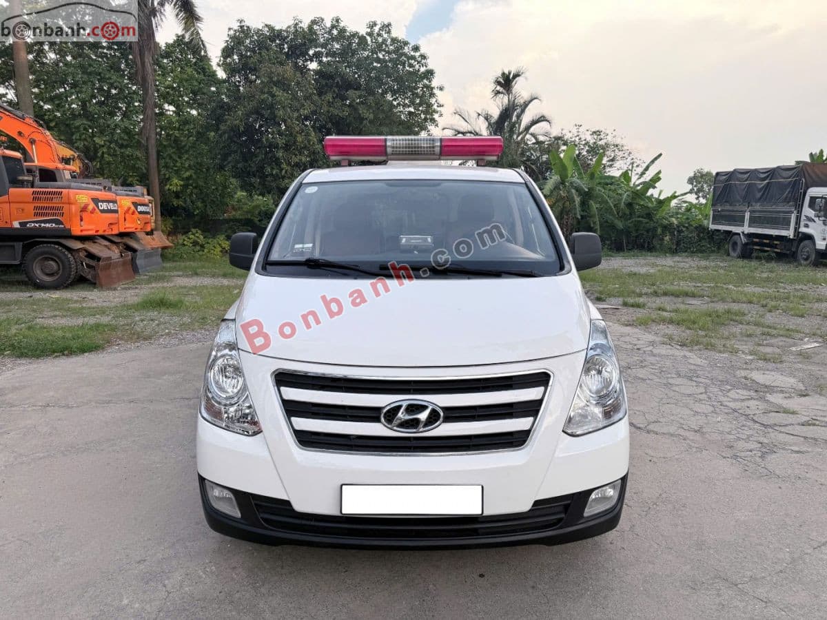 2017 Hyundai Grand Starex Cứu Thương 2.5 MT