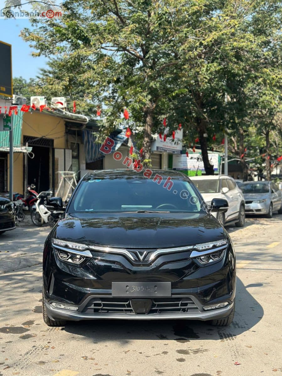 2023 VinFast VF8 Eco AWD