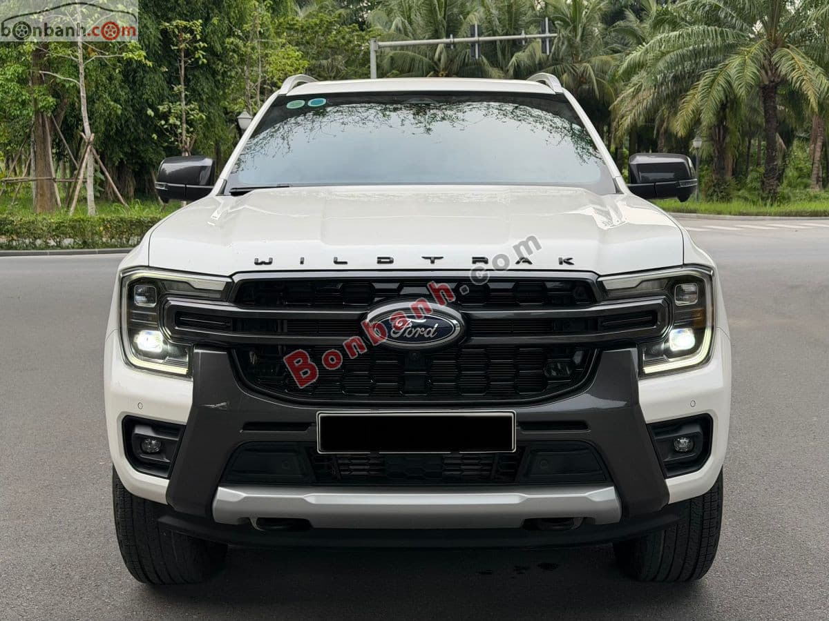 2024 Ford Everest Wildtrak 2.0L 4x4 AT - Image 1