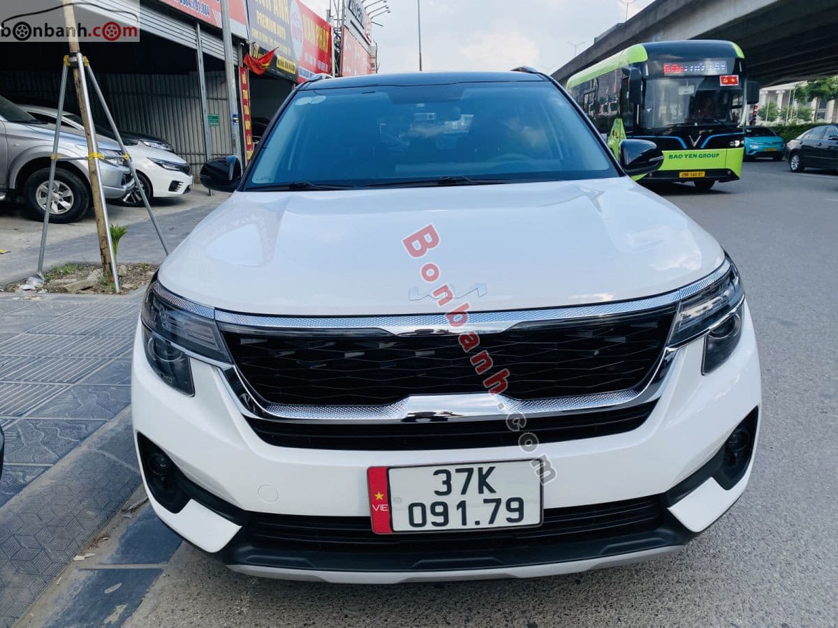 2022 Kia Seltos Luxury 1.4 AT