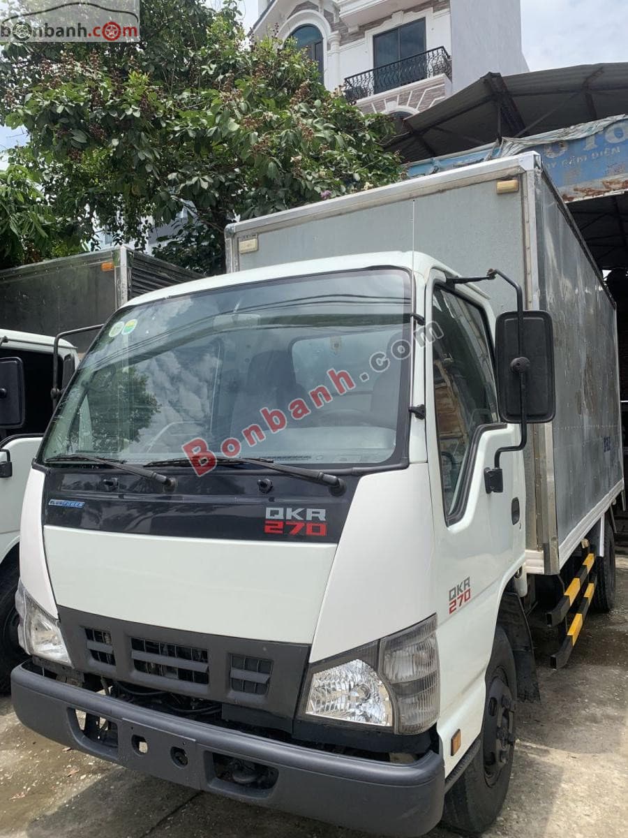 2018 Isuzu QKR QMR77HE4 Thùng Kín