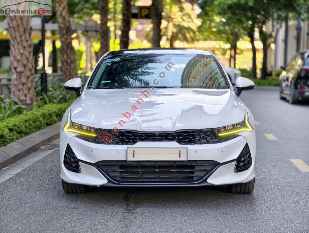 2023 Kia K5 Premium 2.0 AT