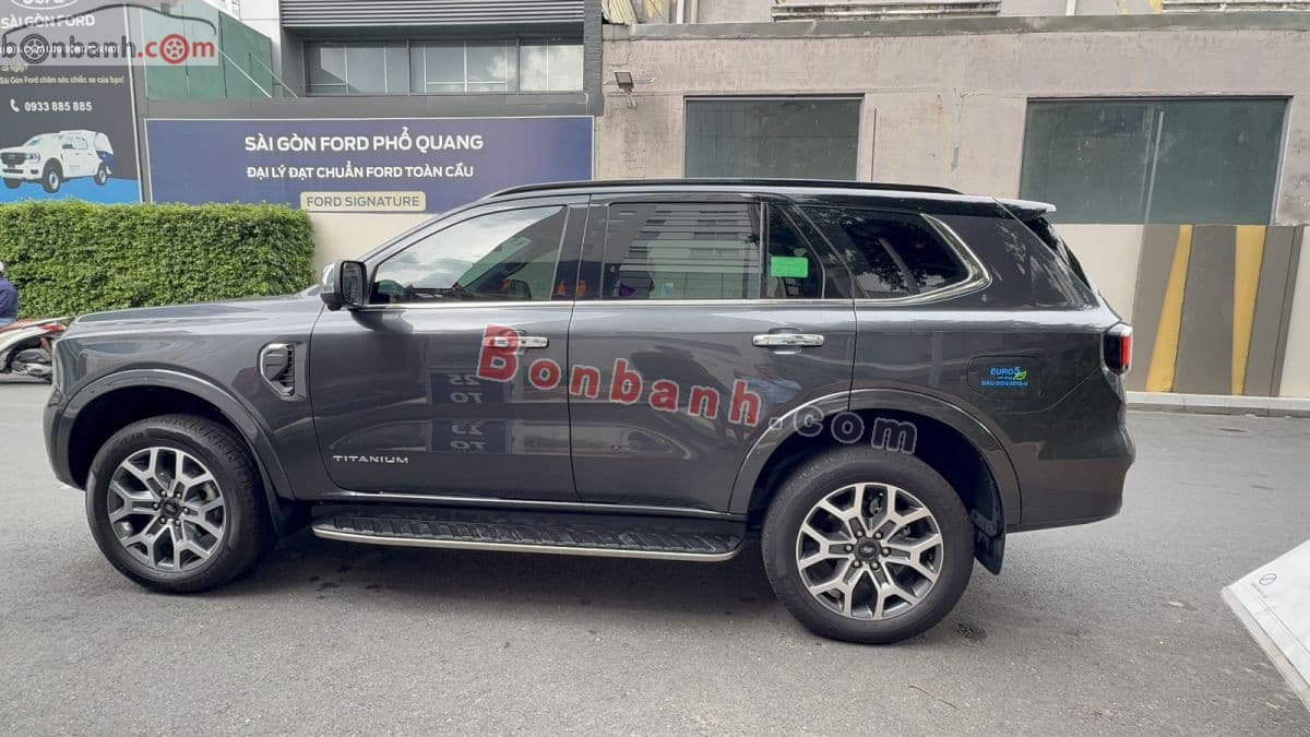 2025 Ford Everest Titanium 2.0L 4x2 AT