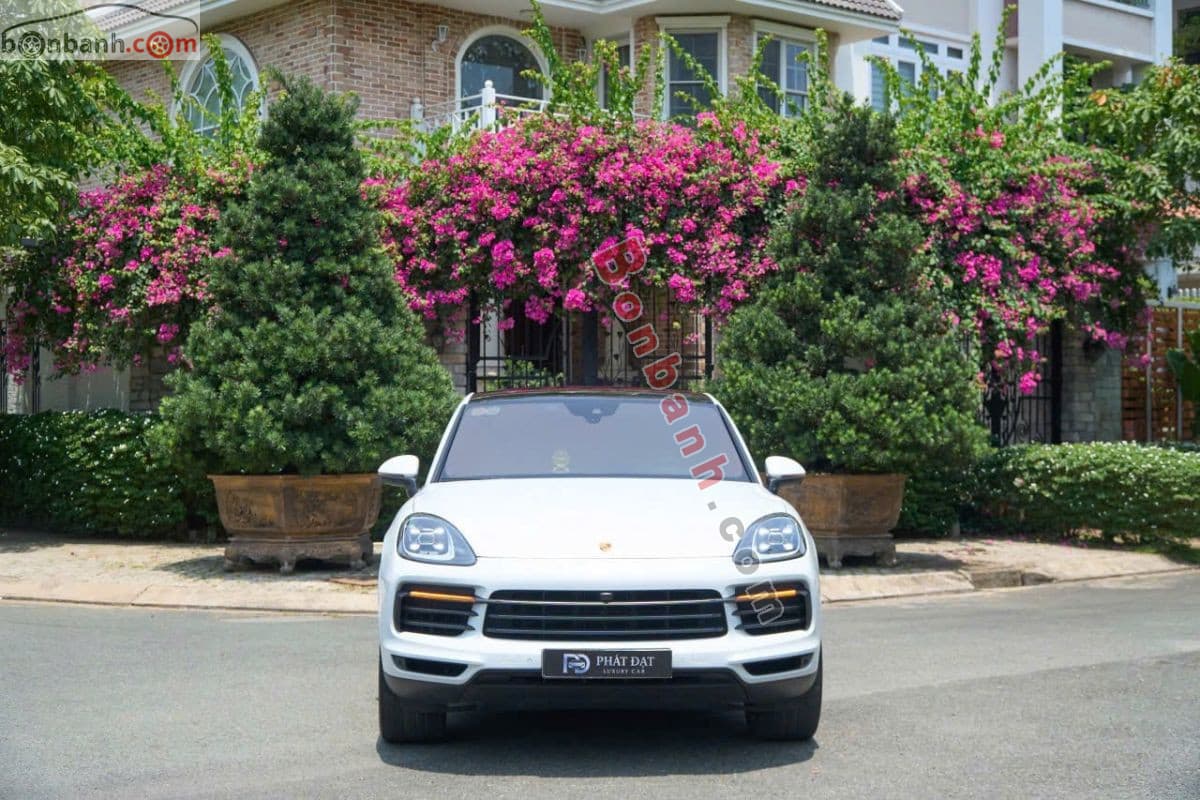 2023 Porsche Cayenne Coupe Platinum Edition