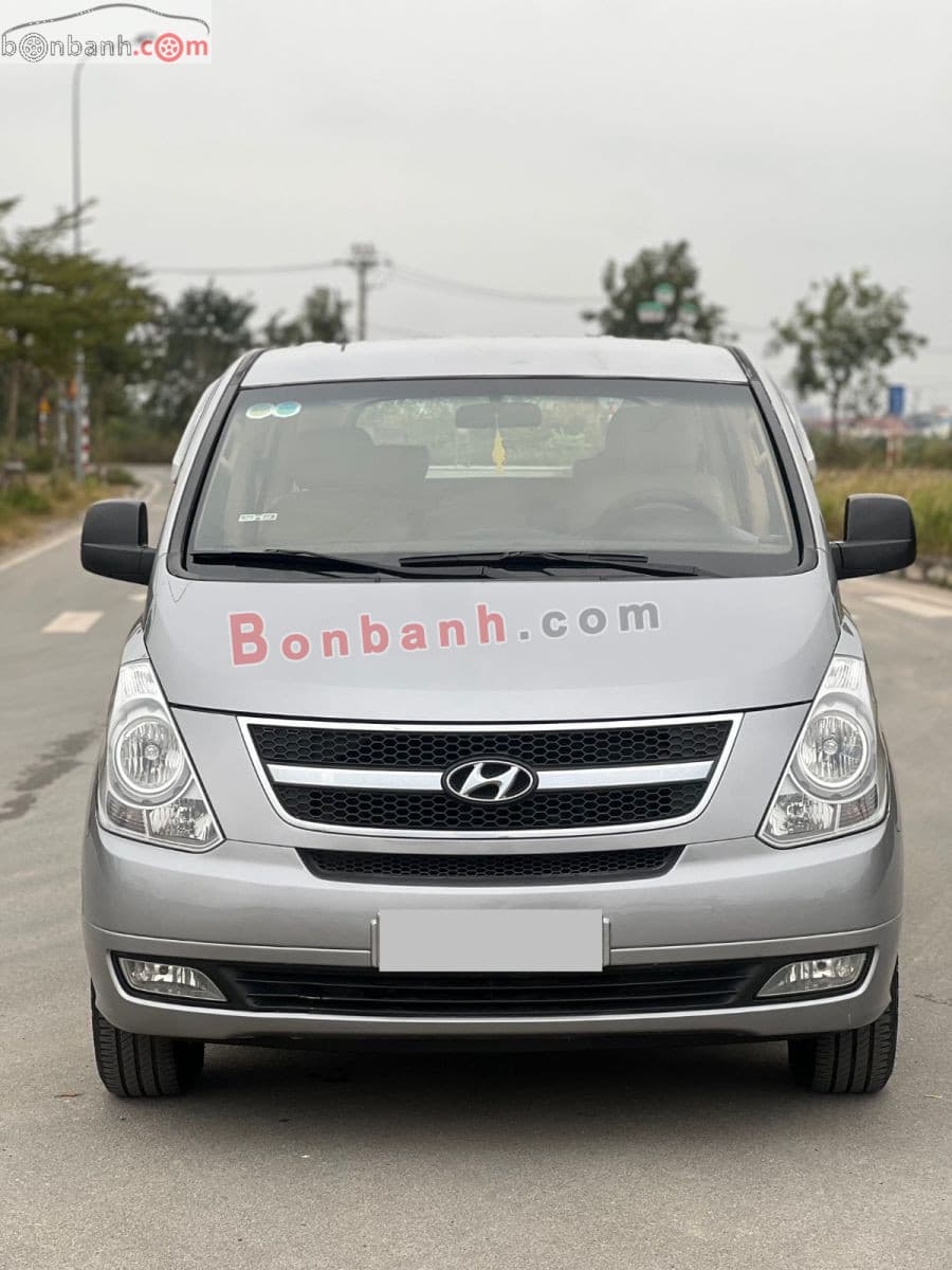2015 Hyundai Grand Starex 2.5 MT