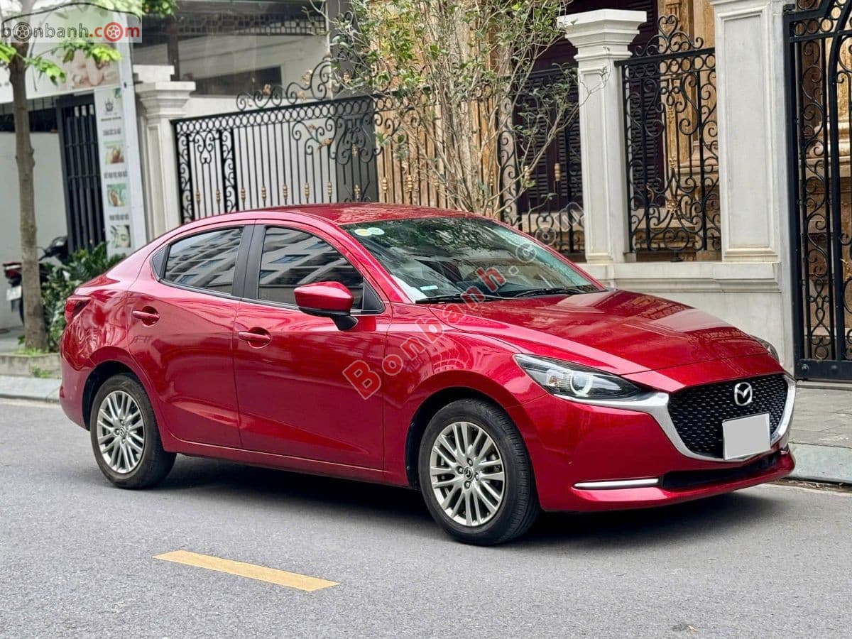 2022 Mazda 2 Luxury
