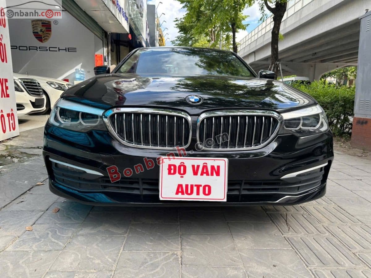 2018 BMW 5 Series 520i