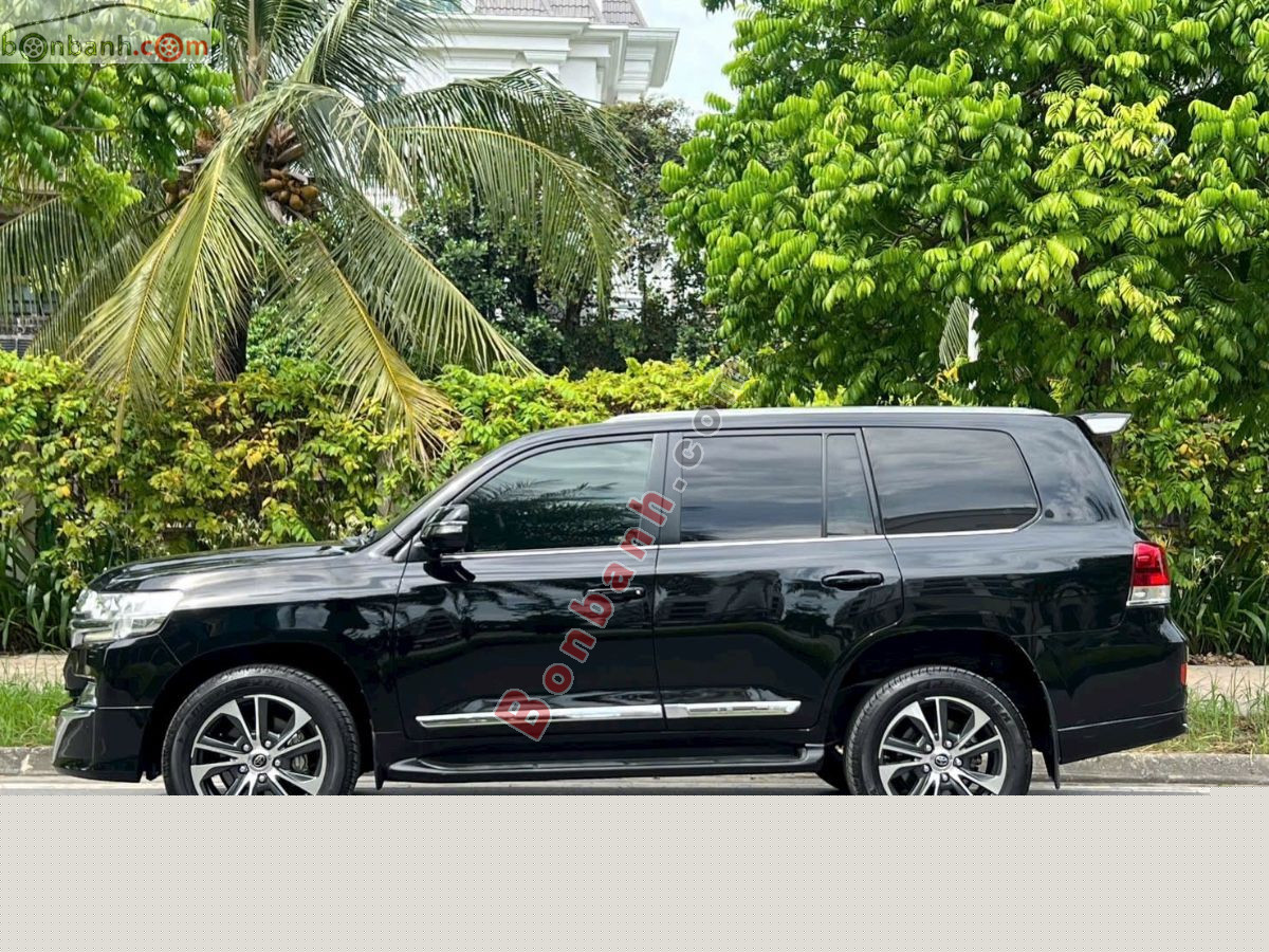 2019 Toyota Land Cruiser VX 4.6 V8