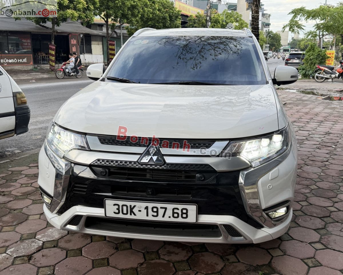 2022 Mitsubishi Outlander Premium 2.0 CVT