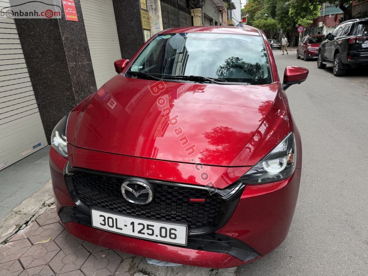 2024 Mazda 2 Sport Luxury
