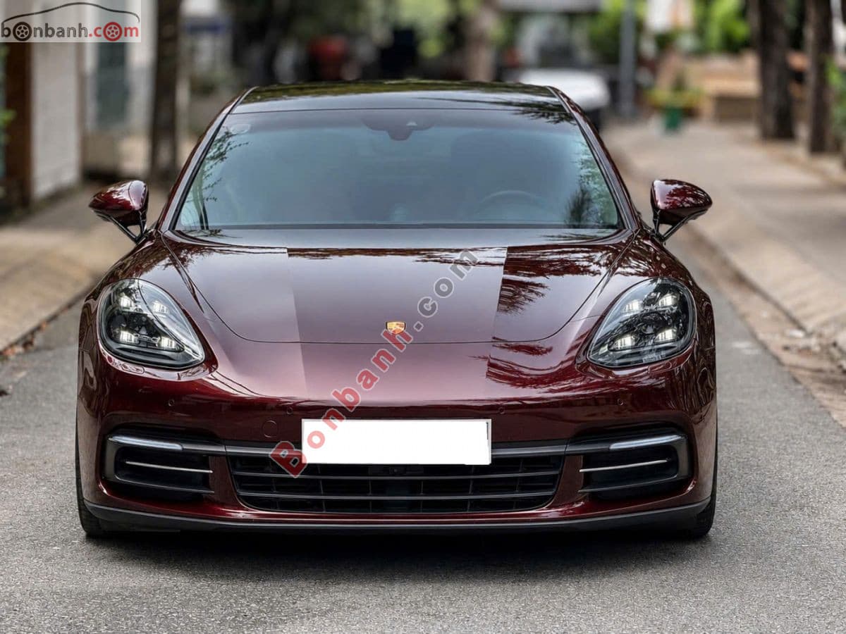 2018 Porsche Panamera 4 Executive