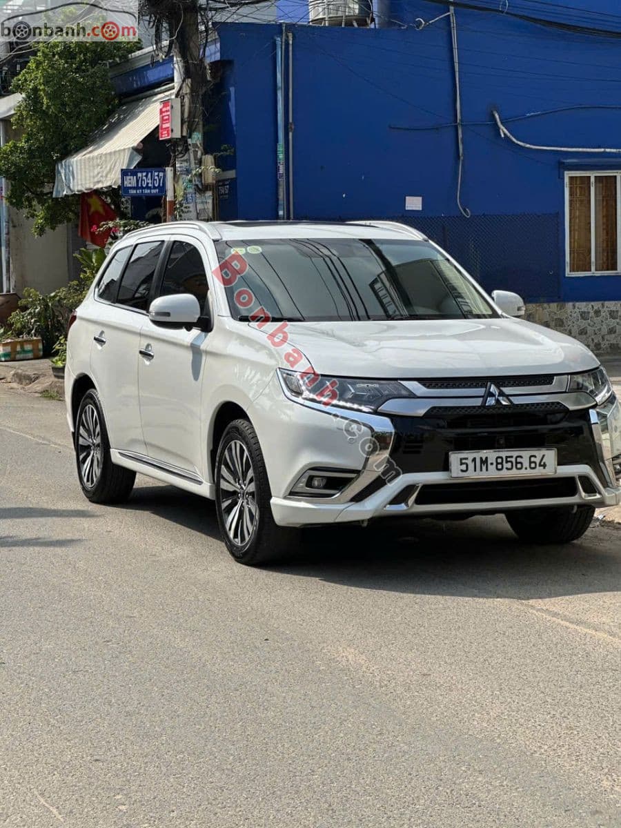 2022 Mitsubishi Outlander Premium 2.0 CVT