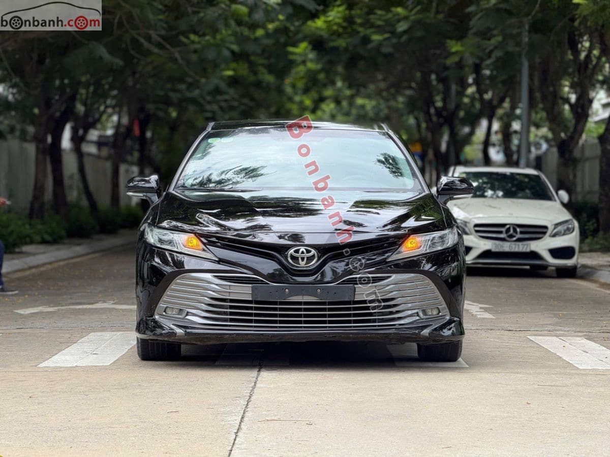 2019 Toyota Camry 2.0G