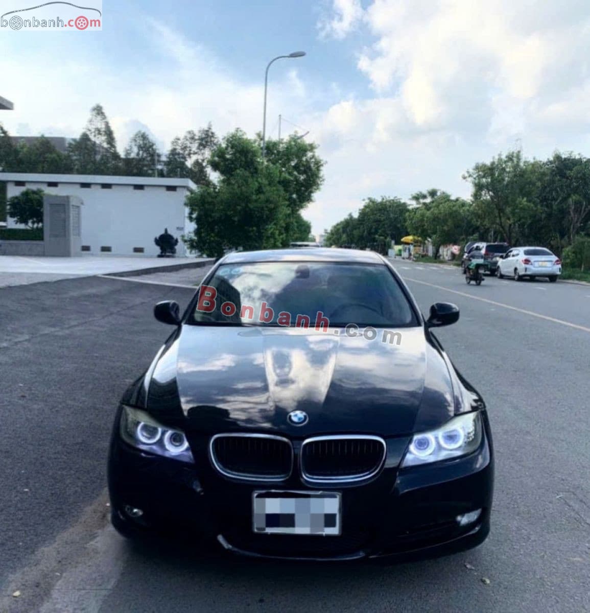 2011 BMW 3 Series 320i