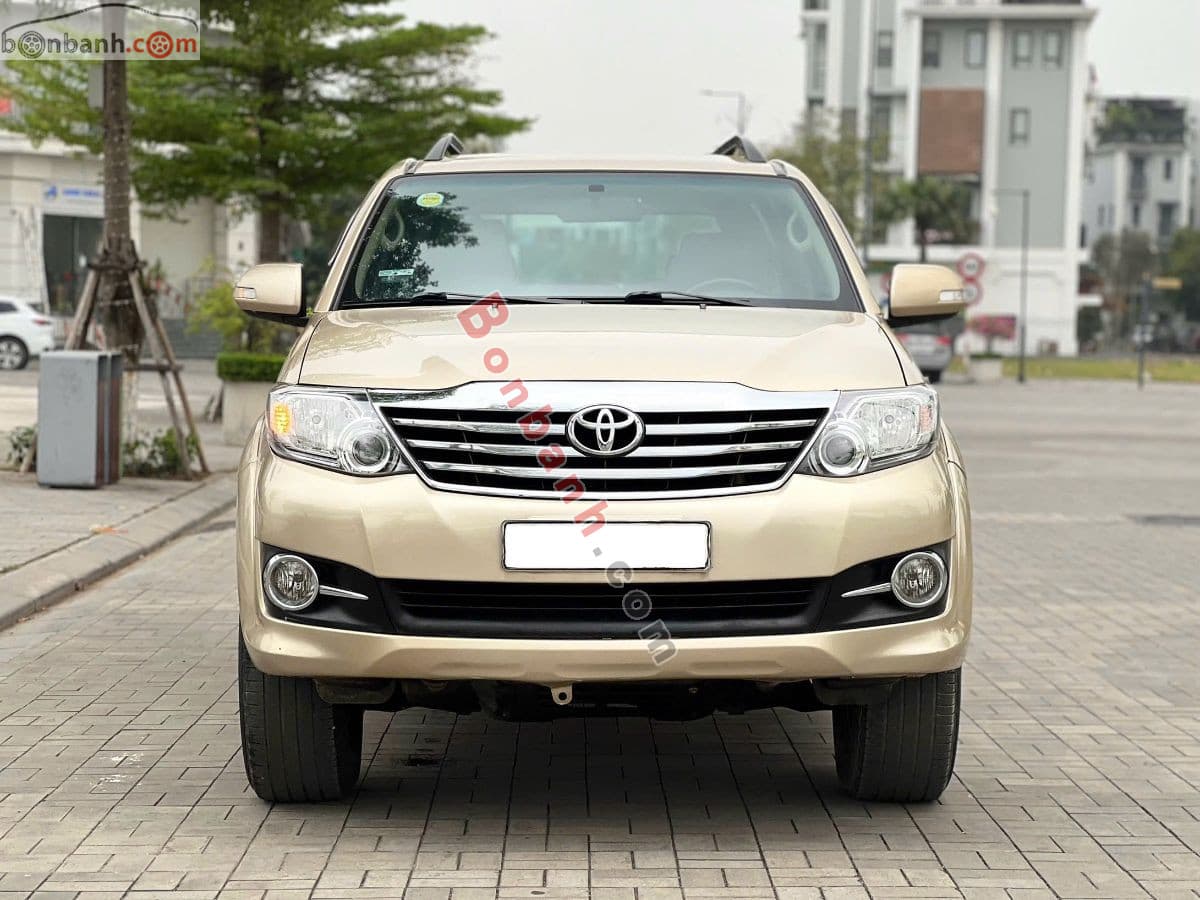 2015 Toyota Fortuner 2.7V 4x2 AT