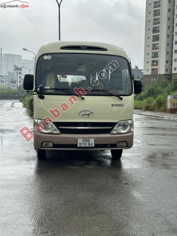 2014 Hyundai County 3.9L Tiêu chuẩn