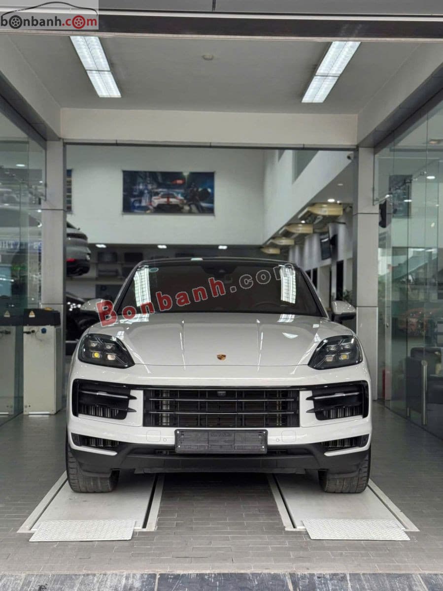 2023 Porsche Cayenne Coupe