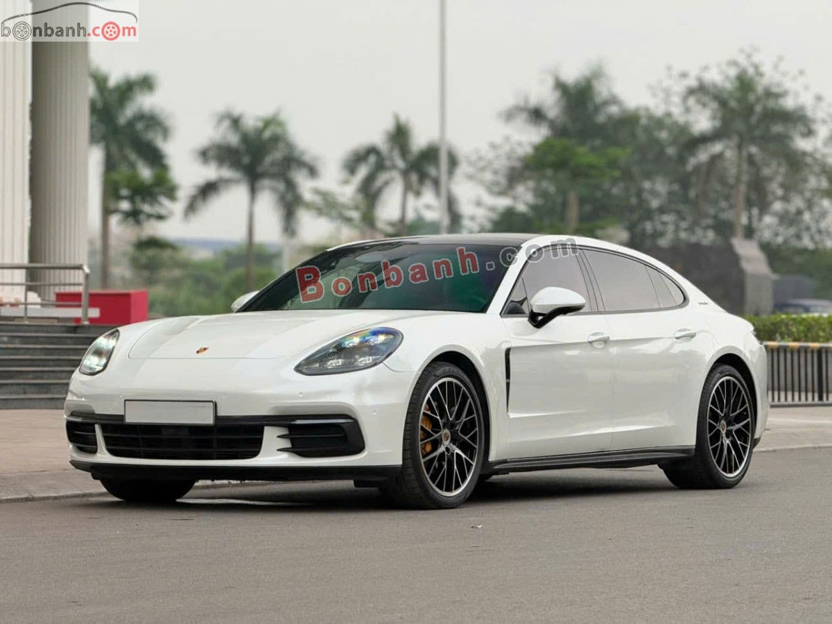 2018 Porsche Panamera 4 Executive