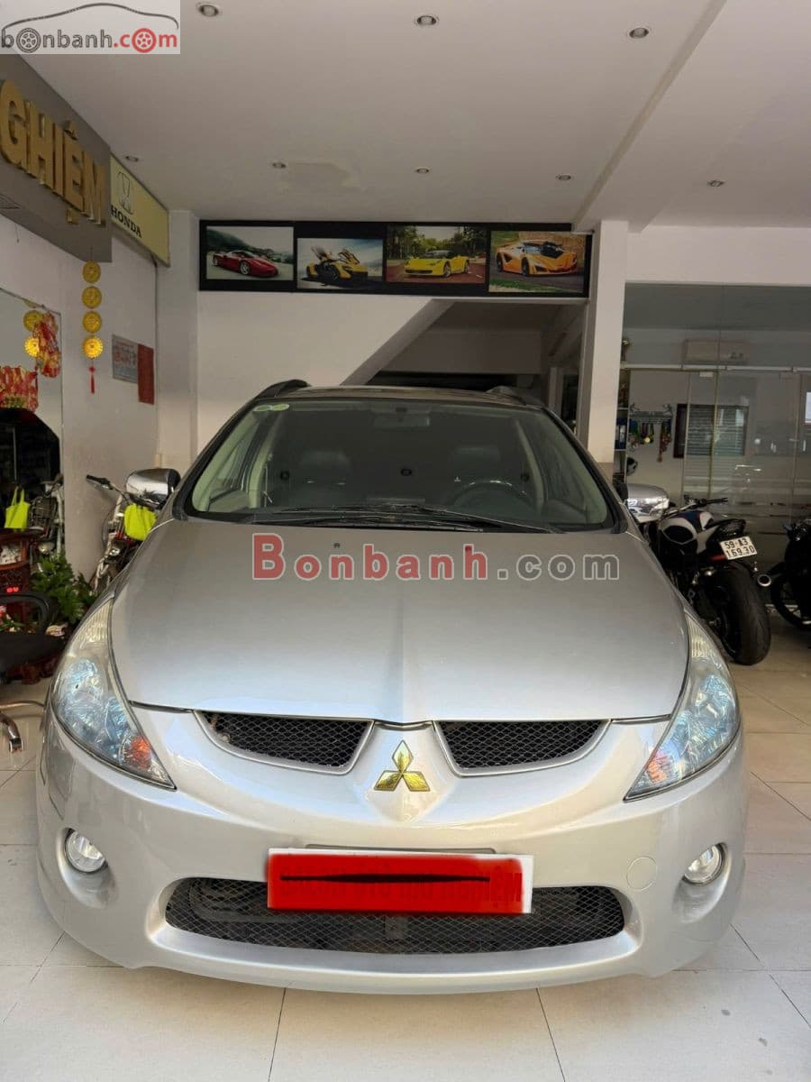 2008 Mitsubishi Grandis 2.4 AT