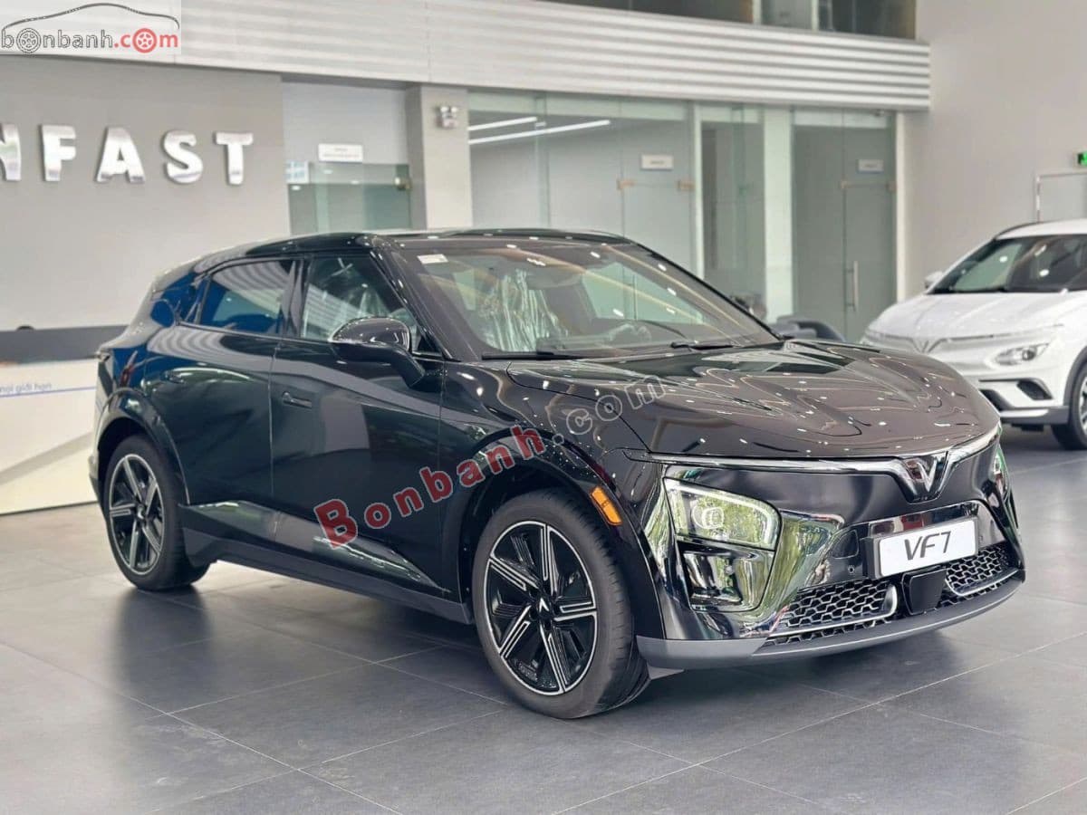 2026 VinFast VF7 Plus AWD