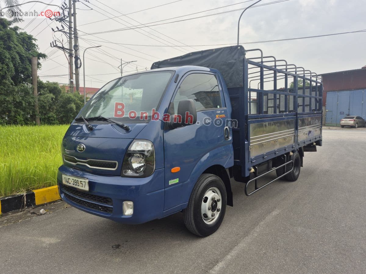 2022 Kia Frontier K250L Thùng Bạt