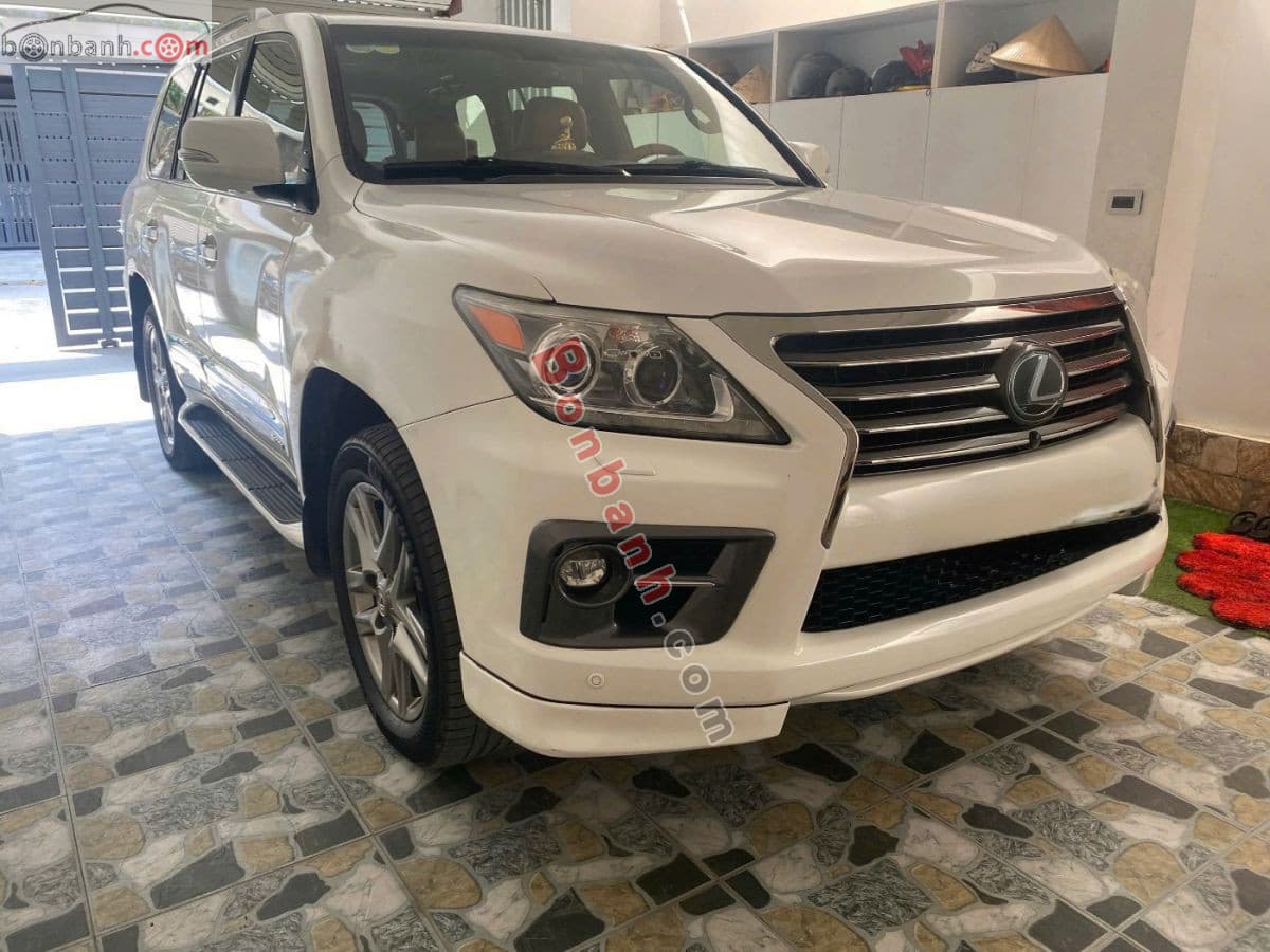 2013 Lexus LX 570