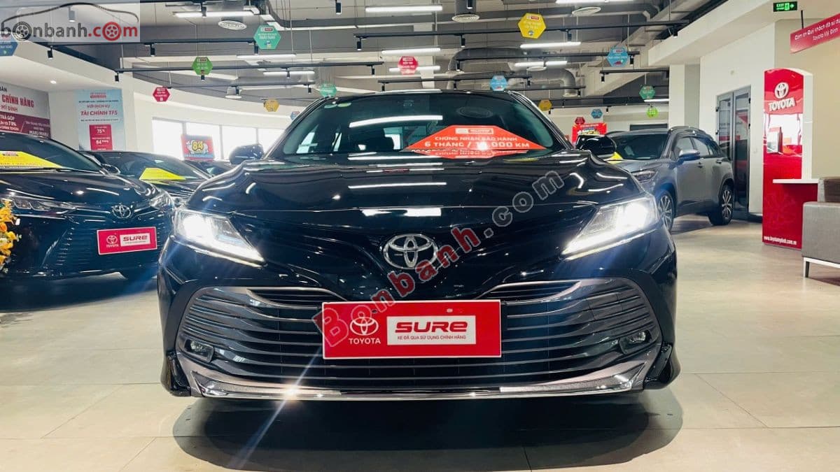 2019 Toyota Camry 2.0G