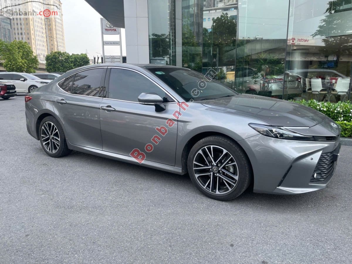 2025 Toyota Camry 2.0Q