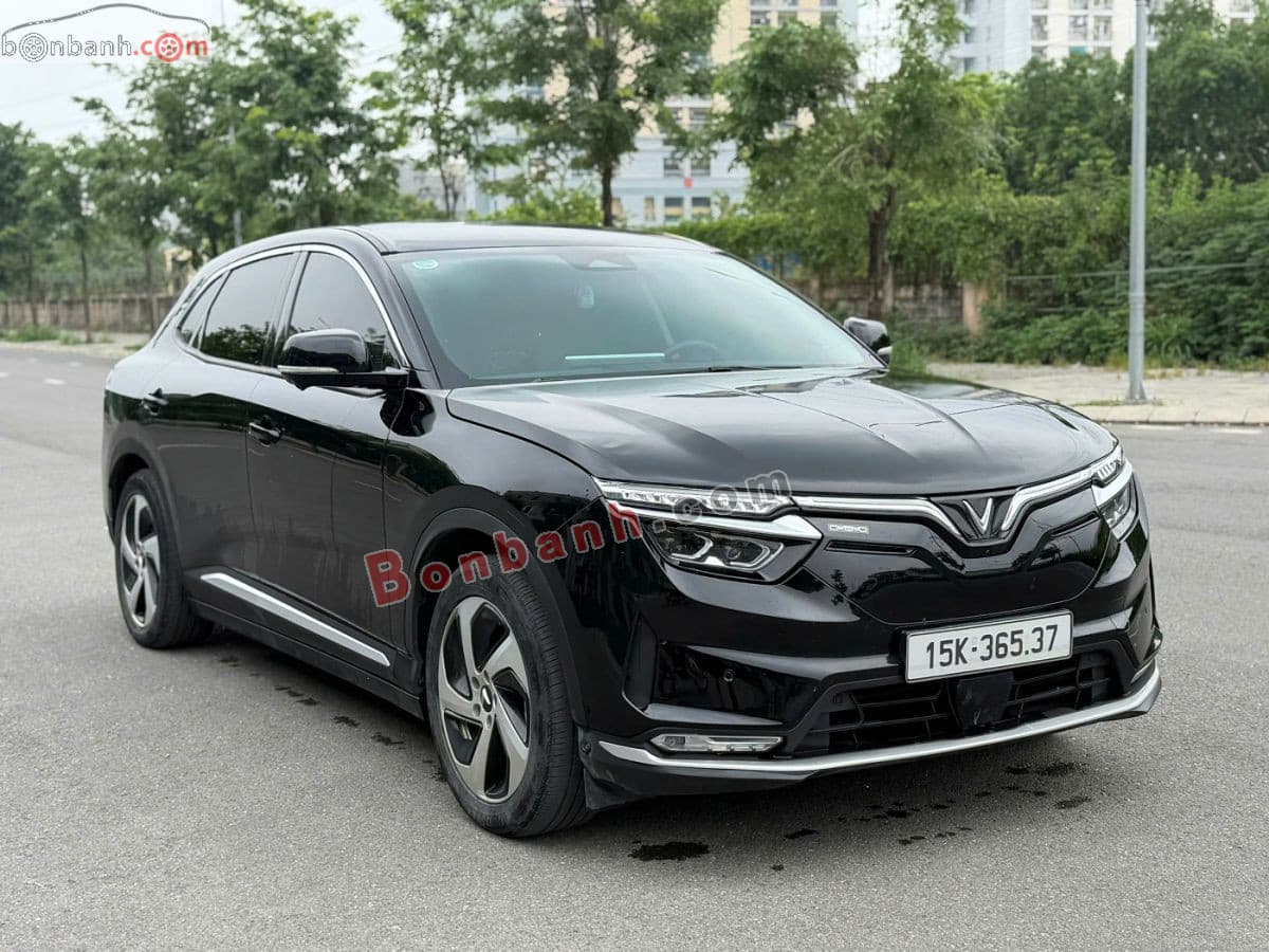 2023 VinFast VF8 Eco AWD