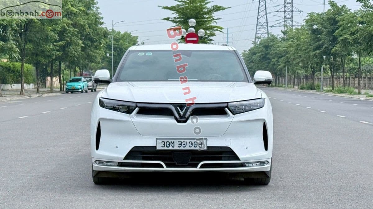 2025 VinFast VF9 Plus 7S