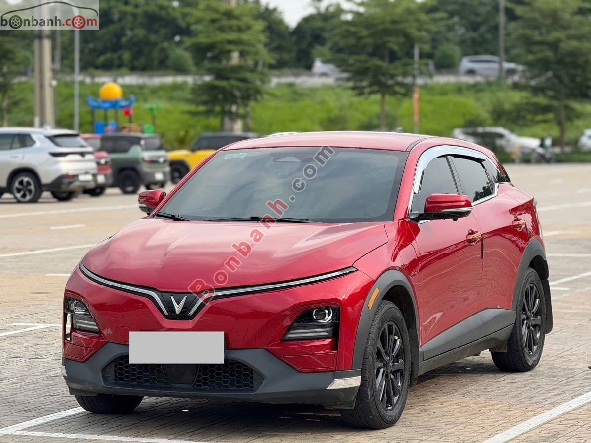 2025 VinFast VF6 Eco