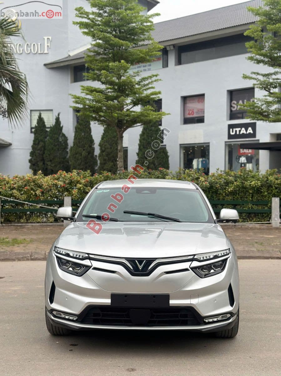 2022 VinFast VF8 Eco AWD